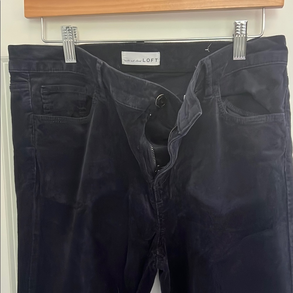 LOFT Modern Skinny Corduroys in Navy, size 10